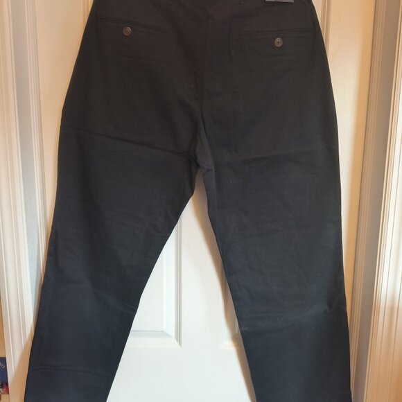 New Gap Khakis Straight Stretch MENS 40/32 Pants - Picture 9 of 11